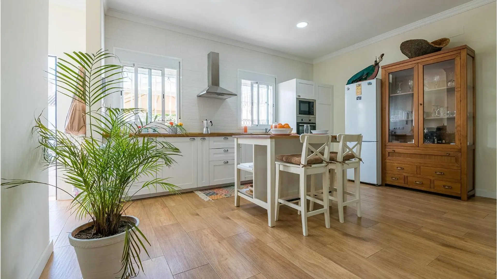 Holiday home Lovely Home In San Jose Del Valle With Kitchen La Barca de la Florida Spain