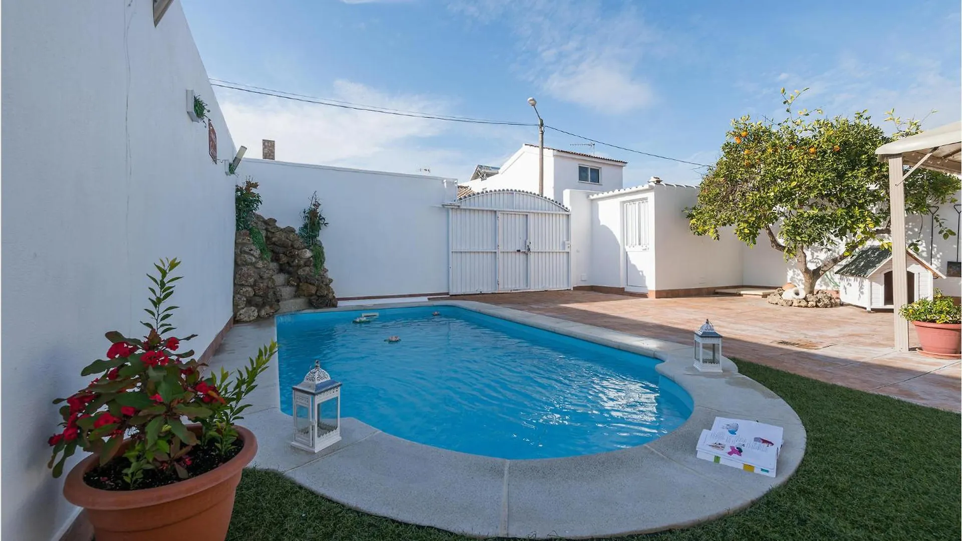 Lovely Home In San Jose Del Valle With Kitchen La Barca de la Florida Spain